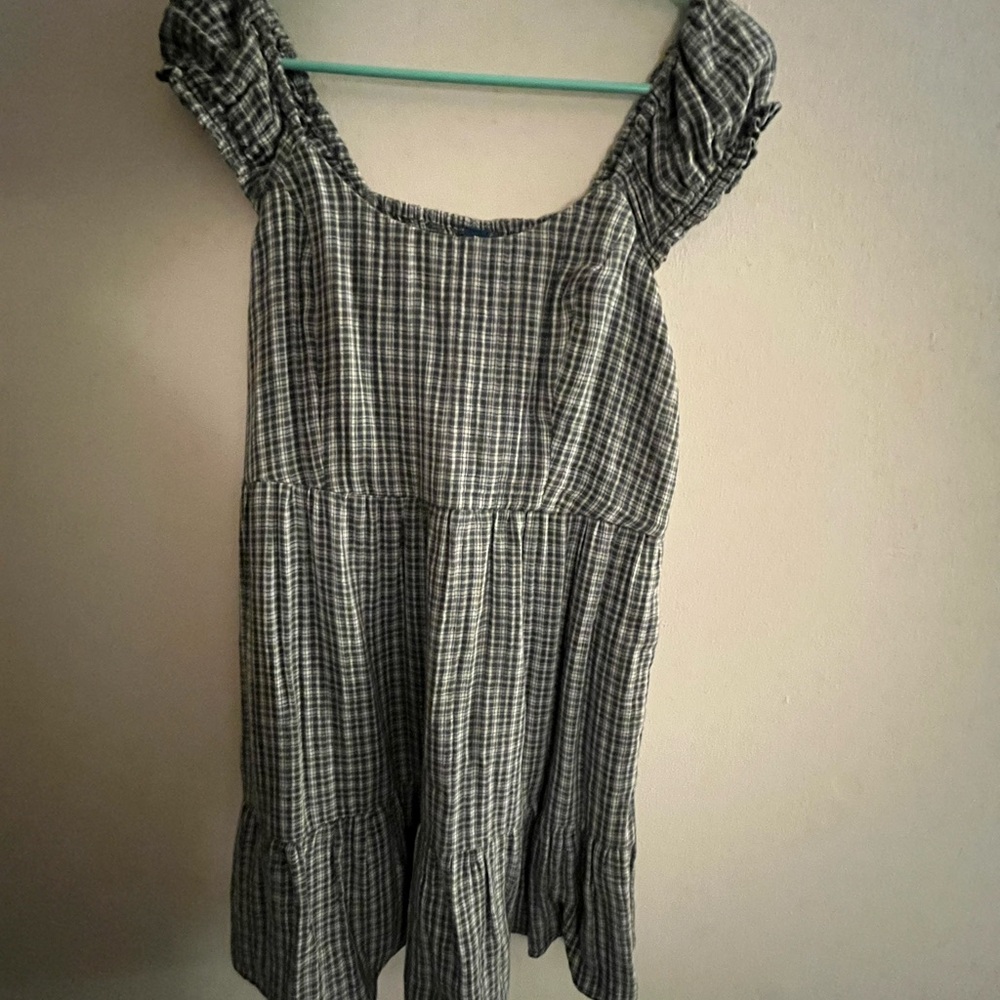Old Navy Green and White Checkered Puff Sleeve Dress